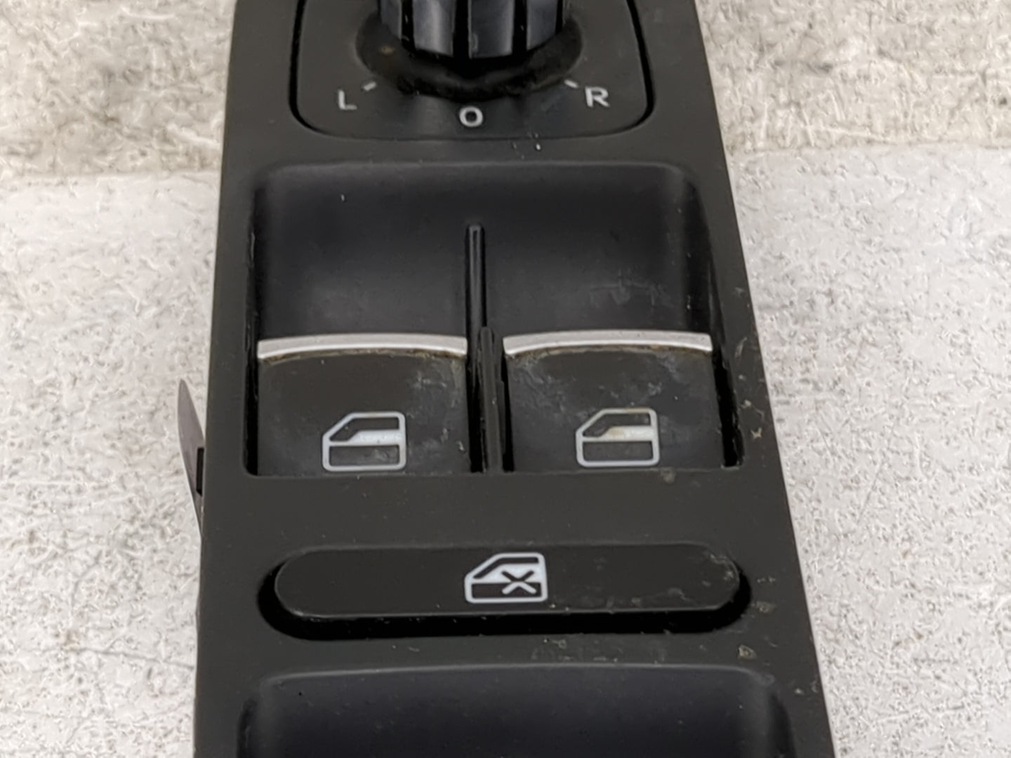 2009-2017 Volkswagen Tiguan Master Power Window Switch Replacement Driver Side Left P/N:5K0959565 Fits OEM Used Auto Parts -
