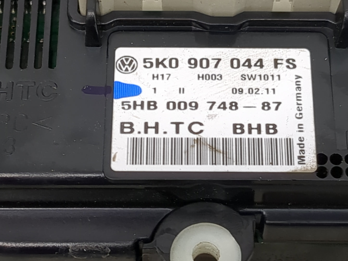 2010-2011 Volkswagen Tiguan Climate Control Module Temperature AC/Heater Replacement P/N:5K0 907 044 FS Fits Fits 2010 2011 