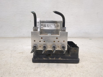 2010-2011 Volkswagen Tiguan ABS Pump Control Module Replacement P/N:5Q0 614 517 DG Fits Fits 2010 2011 OEM Used Auto Parts -