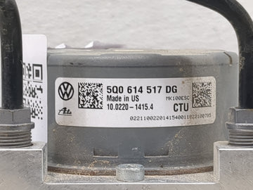 2010-2011 Volkswagen Tiguan ABS Pump Control Module Replacement P/N:5Q0 614 517 DG Fits Fits 2010 2011 OEM Used Auto Parts