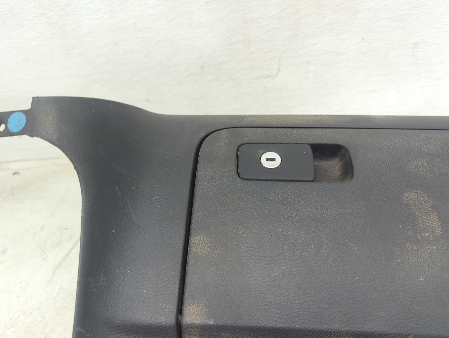 2011 Volkswagen Tiguan Passenger Glove Box Door Storage Compartment - Oemusedautoparts1.com
