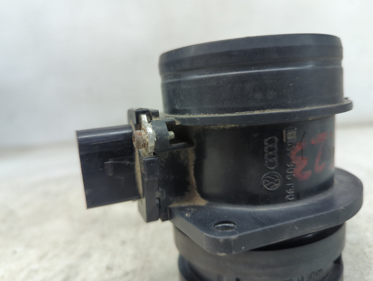 2009-2018 Volkswagen Tiguan Mass Air Flow Meter Maf 1488455 - Oemusedautoparts1.com