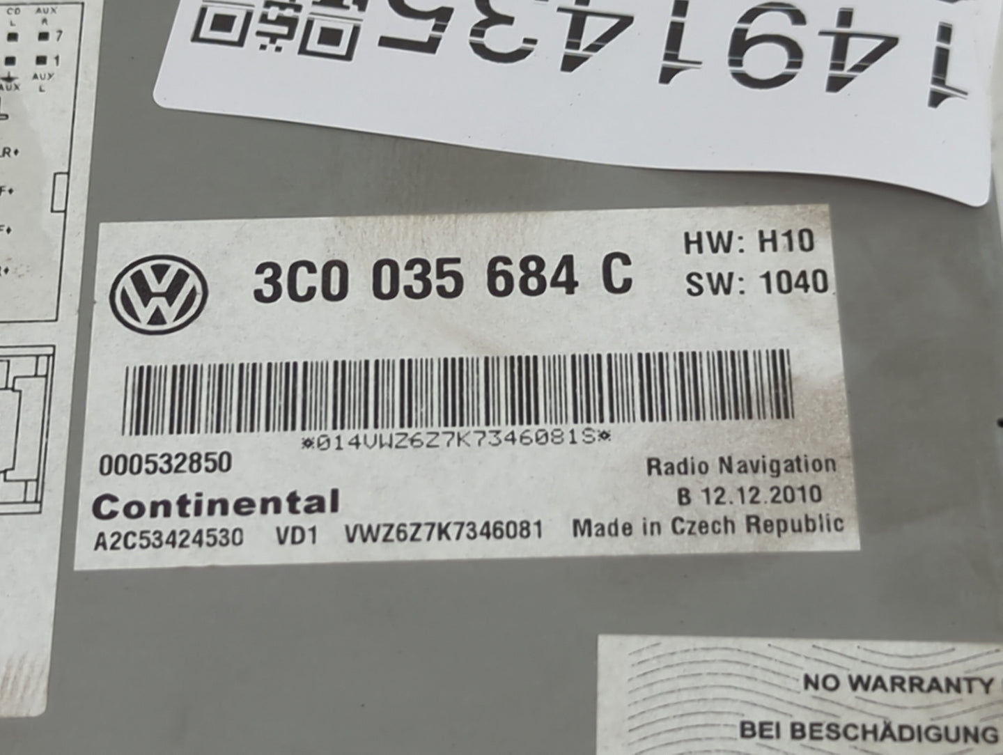 2009-2017 Volkswagen Tiguan Radio AM FM Cd Player Receiver Replacement P/N:3C0035684C A2C53424530 Fits OEM Used Auto Parts -