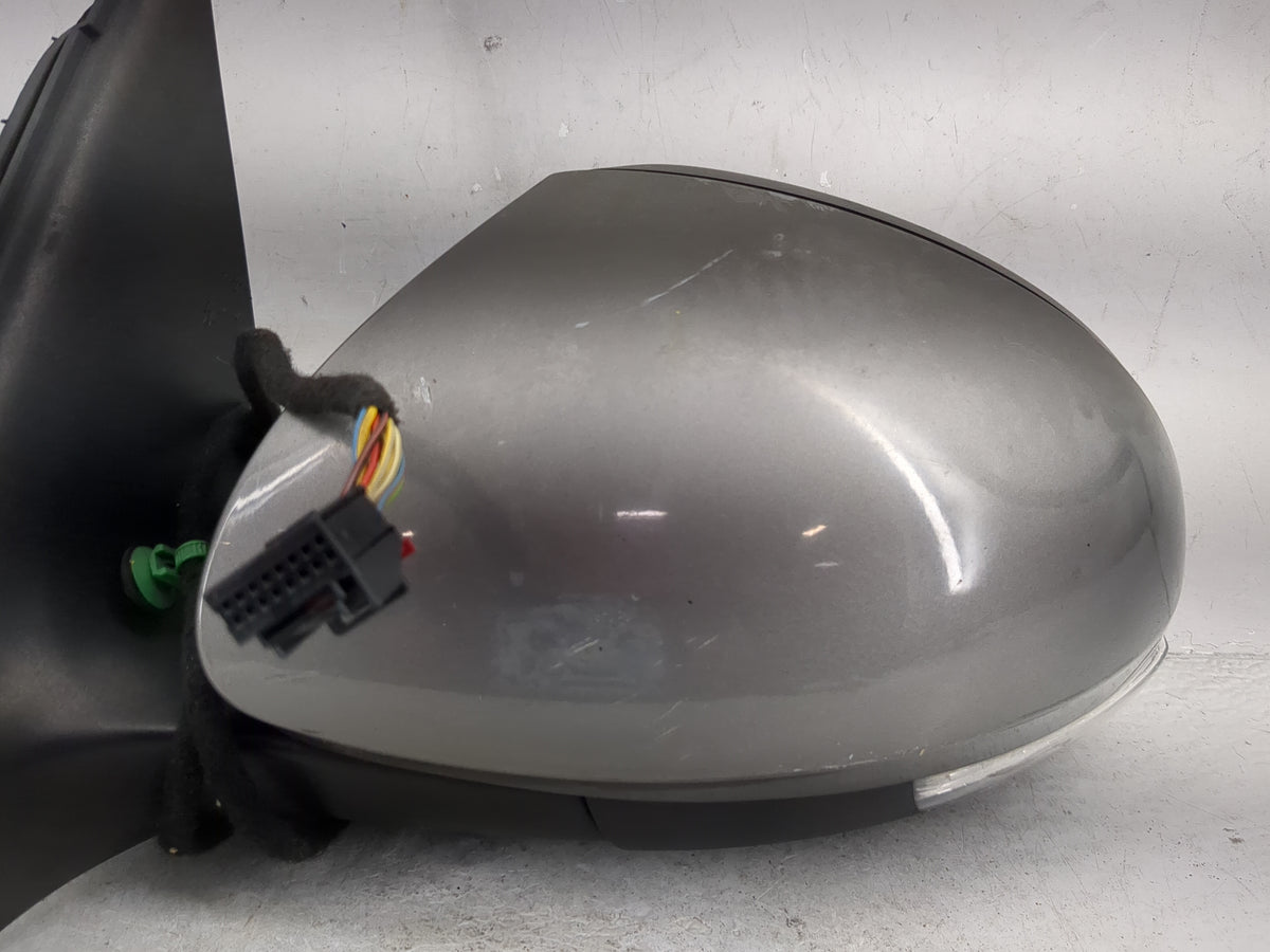 2009-2017 Volkswagen Tiguan Driver Side View Mirror - Left Door Mirror OEM Used - Oemusedautoparts1.com