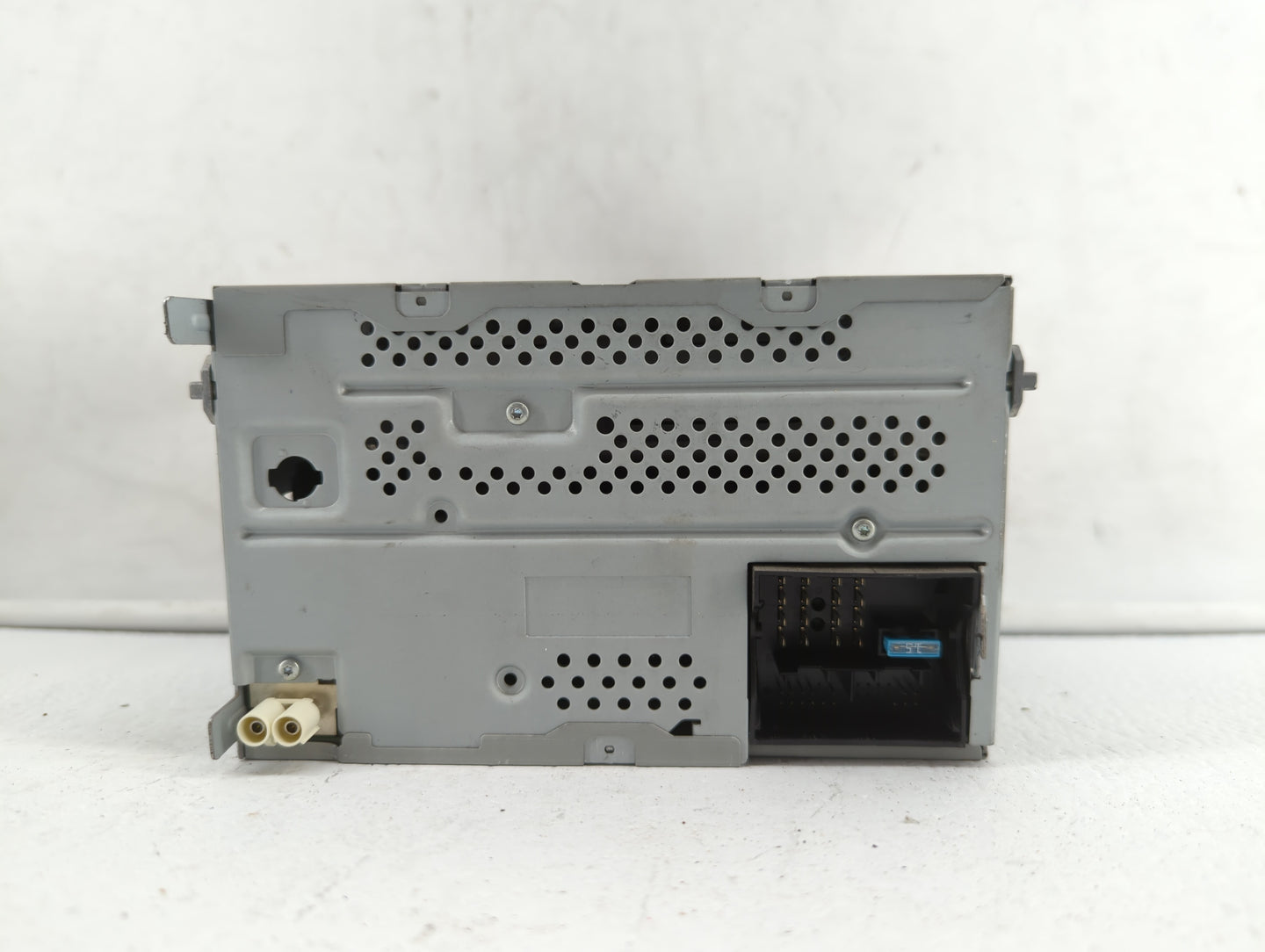 2009-2017 Volkswagen Tiguan Am Fm Cd Player Radio Receiver - Oemusedautoparts1.com