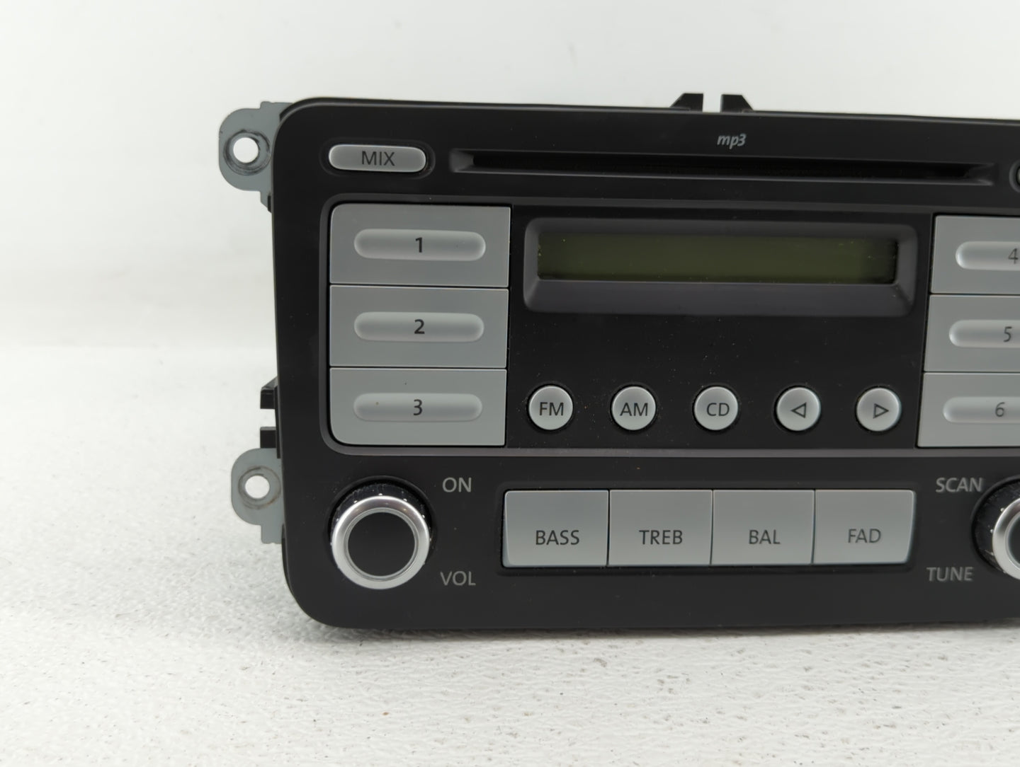 2009-2017 Volkswagen Tiguan Radio AM FM Cd Player Receiver Replacement P/N:1K0 035 188 F 5N0 035 164 D Fits OEM Used Auto Pa