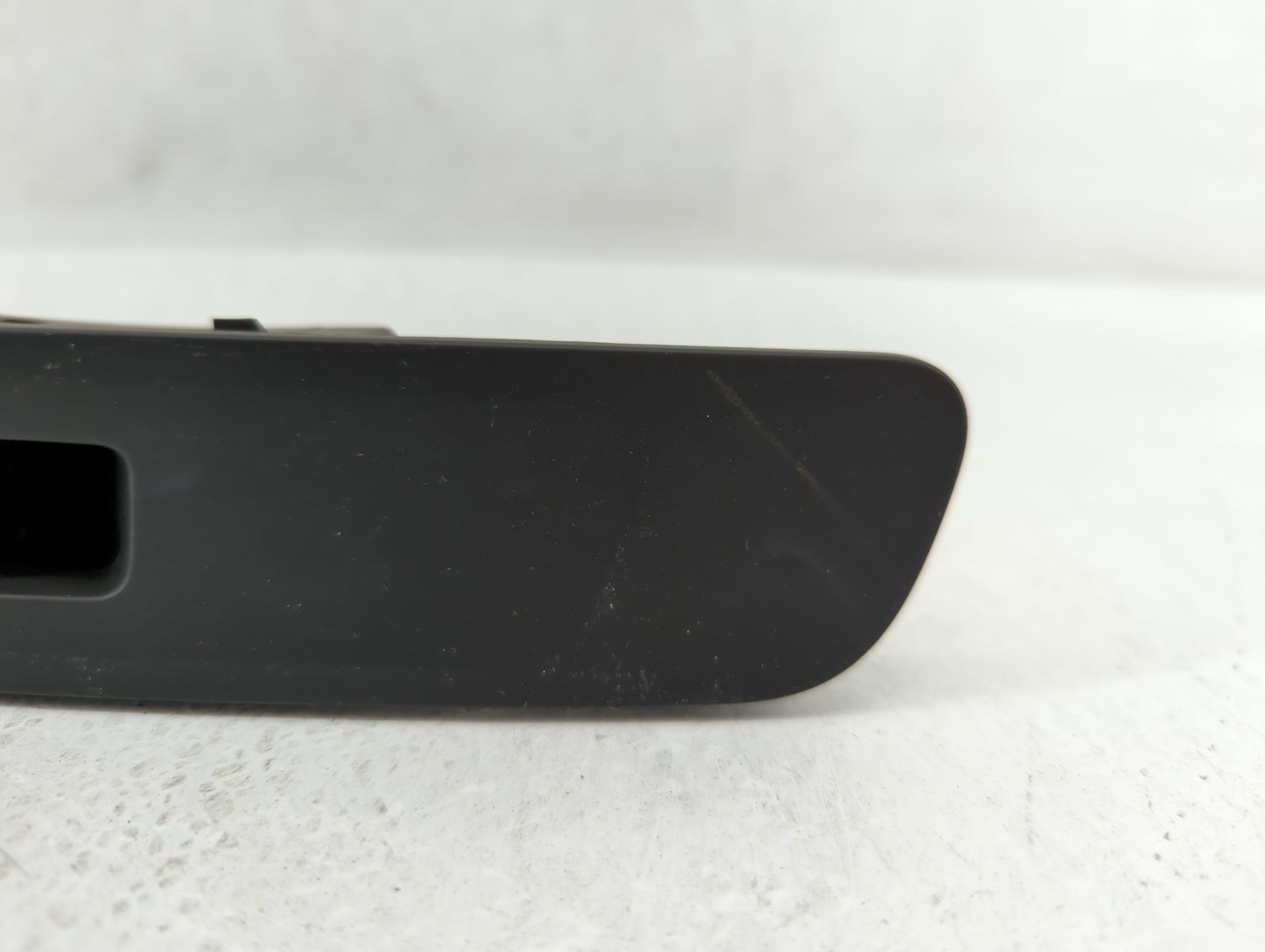 2011 Volkswagen Tiguan Passenger Right Power Window Switch - Oemusedautoparts1.com