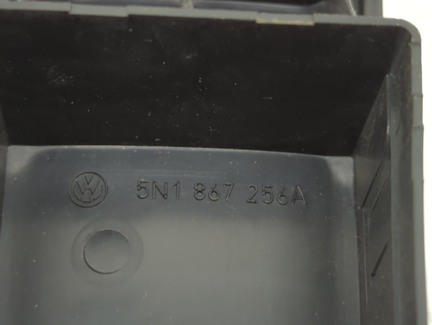 2011 Volkswagen Tiguan Passenger Right Power Window Switch - Oemusedautoparts1.com