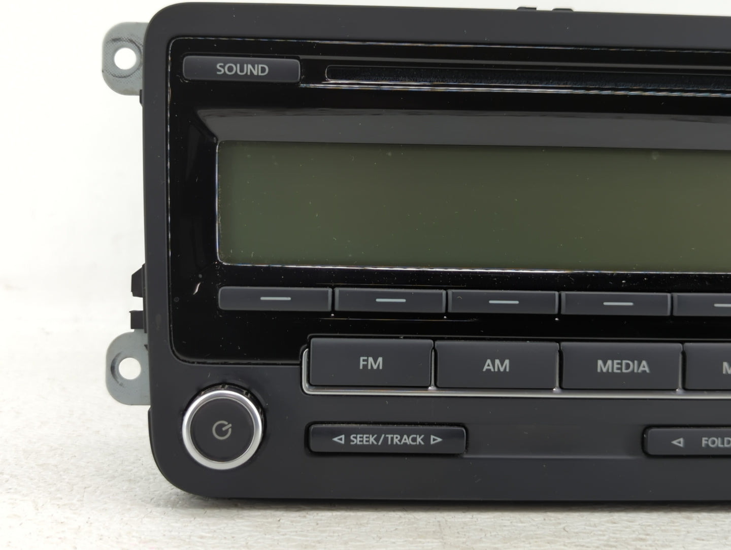 2009-2017 Volkswagen Tiguan Am Fm Cd Player Radio Receiver - Oemusedautoparts1.com
