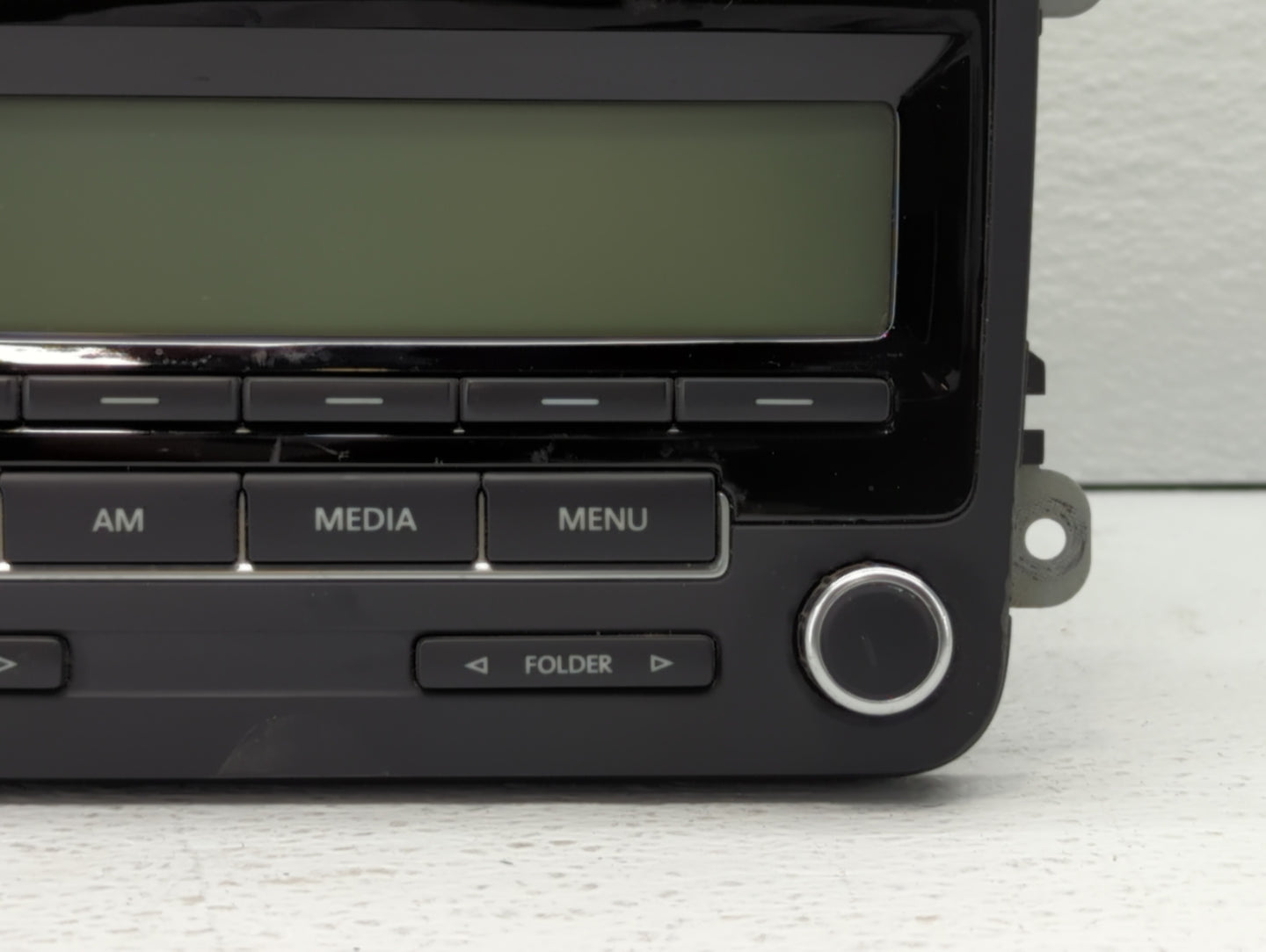 2009-2017 Volkswagen Tiguan Am Fm Cd Player Radio Receiver - Oemusedautoparts1.com