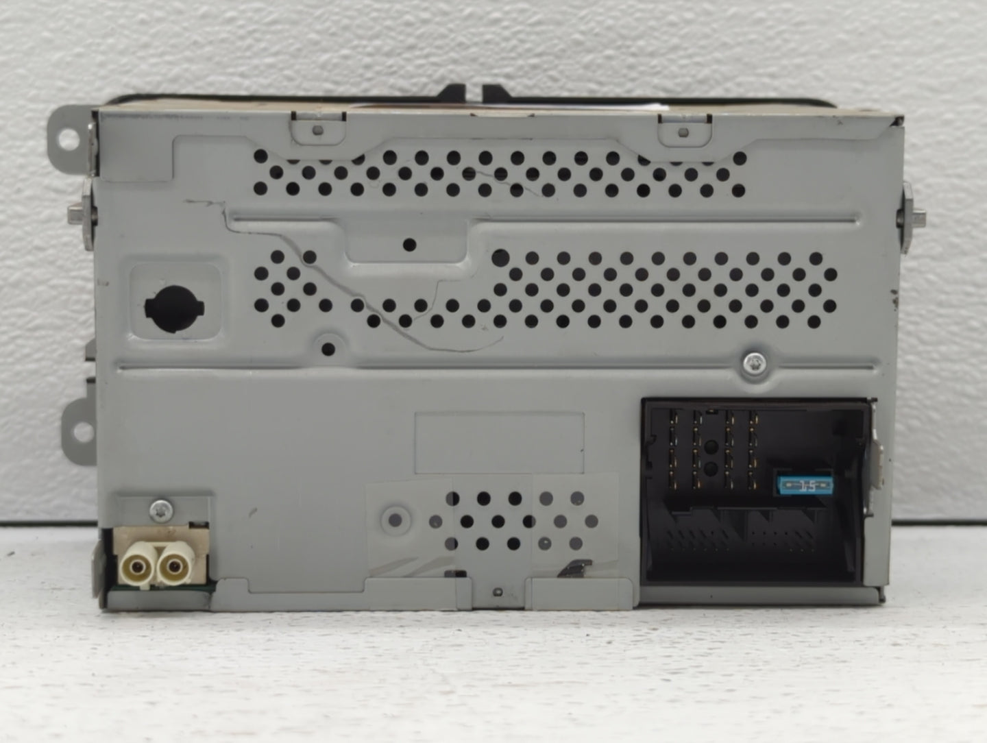 2009-2017 Volkswagen Tiguan Am Fm Cd Player Radio Receiver - Oemusedautoparts1.com