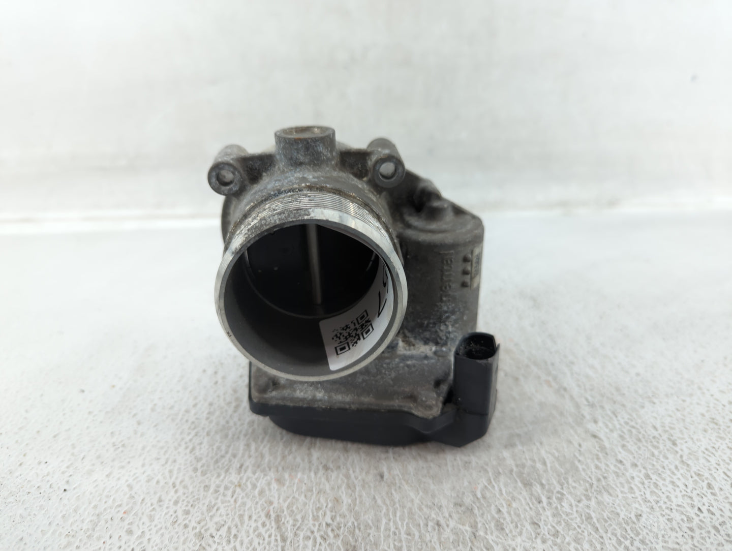 2009-2018 Volkswagen Tiguan Throttle Body P/N:06F 133 062 Q Fits OEM Used Auto Parts - Oemusedautoparts1.com