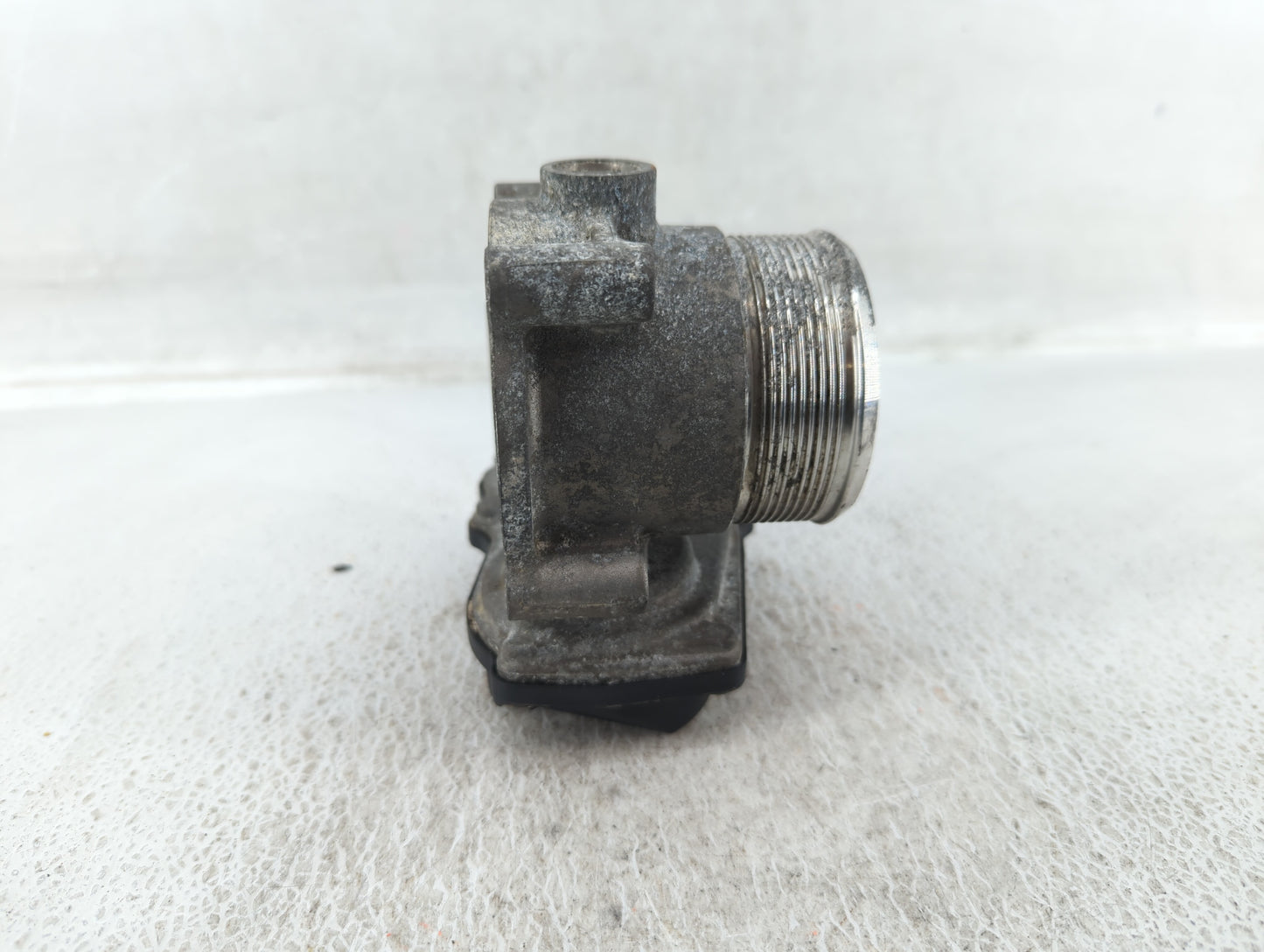 2009-2018 Volkswagen Tiguan Throttle Body P/N:06F 133 062 Q Fits OEM Used Auto Parts - Oemusedautoparts1.com