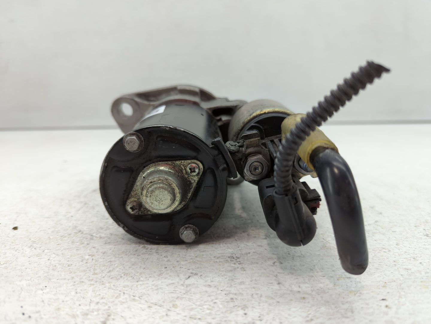 2011-2018 Volkswagen Tiguan Car Starter Motor Solenoid OEM P/N:0 001 121 402 Fits OEM Used Auto Parts - Oemusedautoparts1.co
