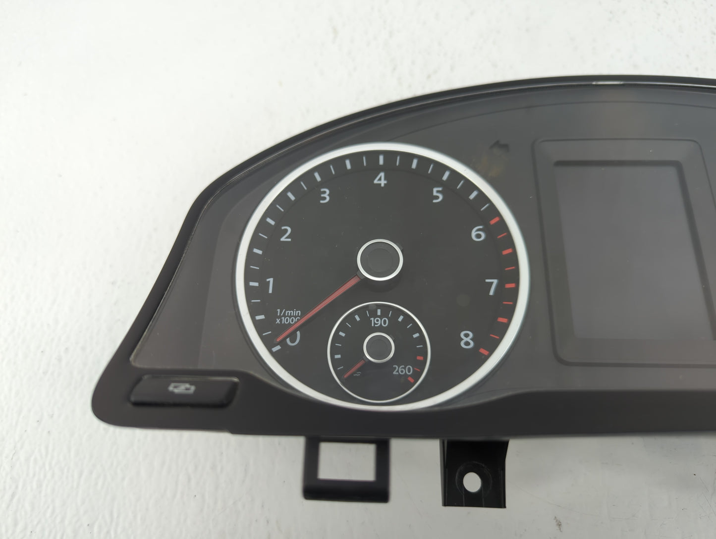 2011 Volkswagen Tiguan Instrument Cluster Speedometer Gauges P/N:5N0920 962 Fits OEM Used Auto Parts - Oemusedautoparts1.com