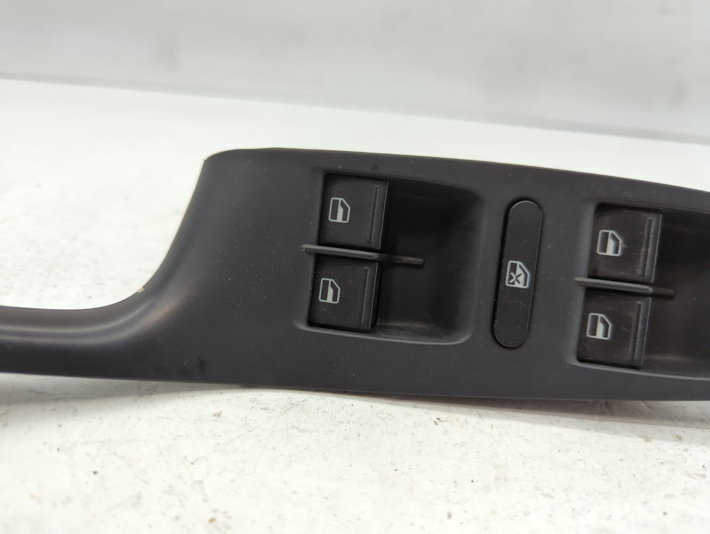 2009-2018 Volkswagen Tiguan Master Power Window Switch Replacement Driver Side Left P/N:1K0 959 565 K Fits OEM Used Auto Par