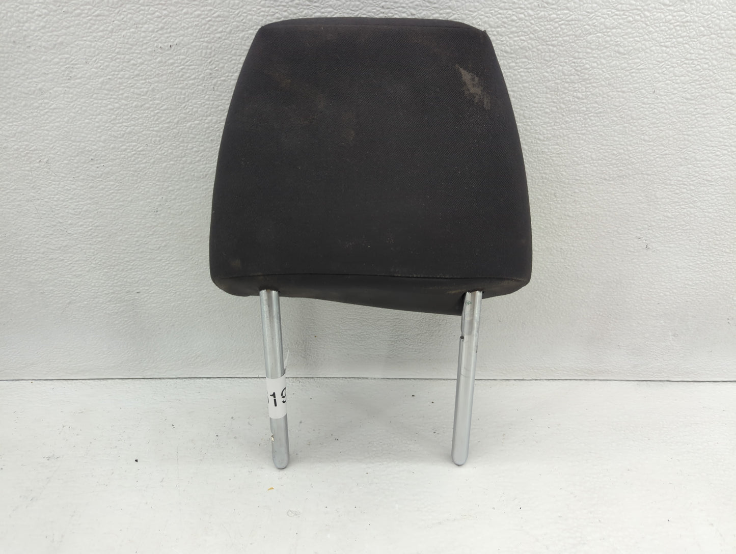 2009 Volkswagen Tiguan Headrest Head Rest Front Driver Passenger Seat - Oemusedautoparts1.com