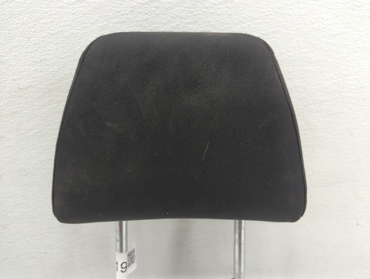 2009 Volkswagen Tiguan Headrest Head Rest Front Driver Passenger Seat - Oemusedautoparts1.com