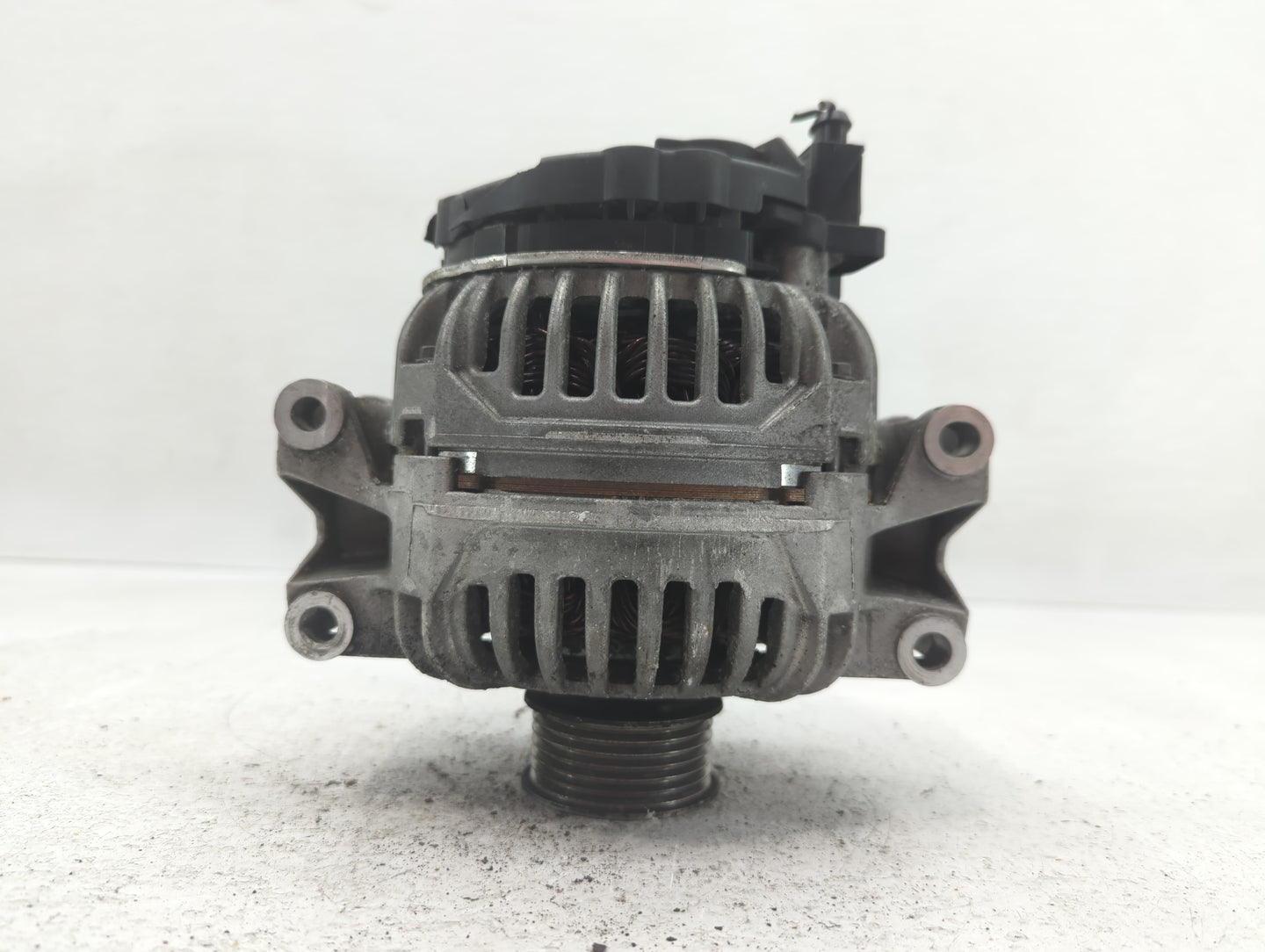 2009-2018 Volkswagen Tiguan Alternator Replacement Generator Charging Assembly Engine OEM P/N:06 B903 016 AB Fits OEM Used A