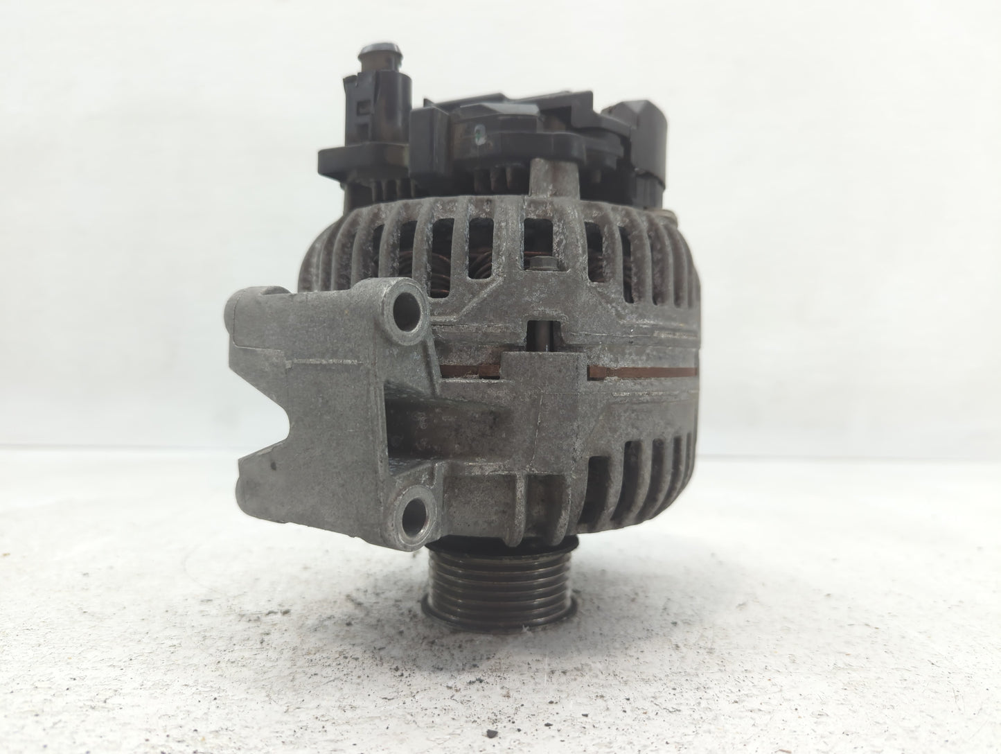2009-2018 Volkswagen Tiguan Alternator Replacement Generator Charging Assembly Engine OEM P/N:06 B903 016 AB Fits OEM Used A