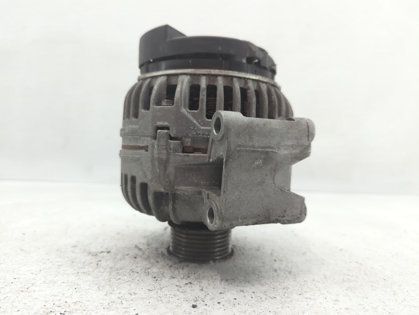 2009-2018 Volkswagen Tiguan Alternator Replacement Generator Charging Assembly Engine OEM P/N:06 B903 016 AB Fits OEM Used A
