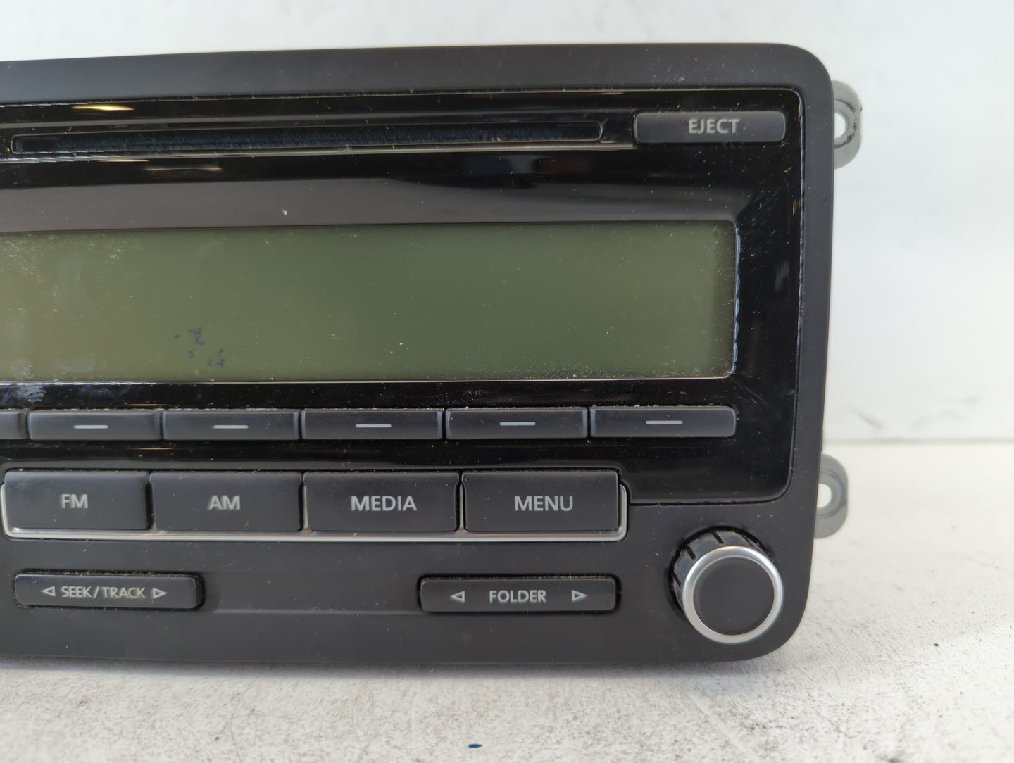 2009-2017 Volkswagen Tiguan Am Fm Cd Player Radio Receiver - Oemusedautoparts1.com