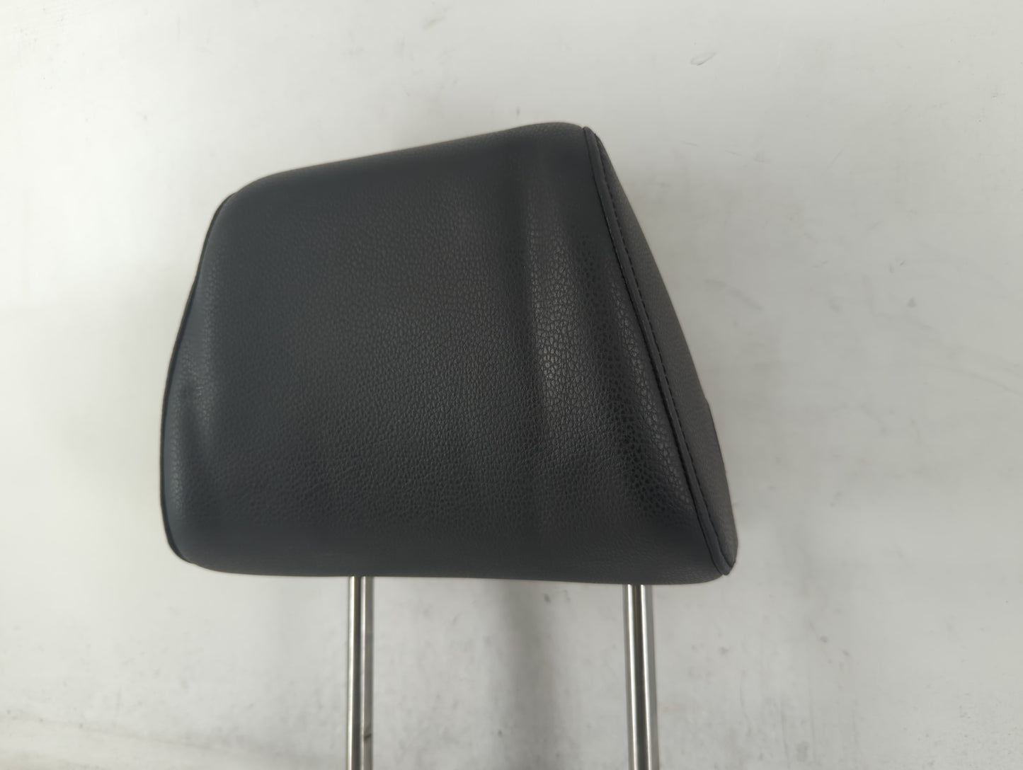 2009 Volkswagen Tiguan Headrest Head Rest Front Driver Passenger Seat - Oemusedautoparts1.com