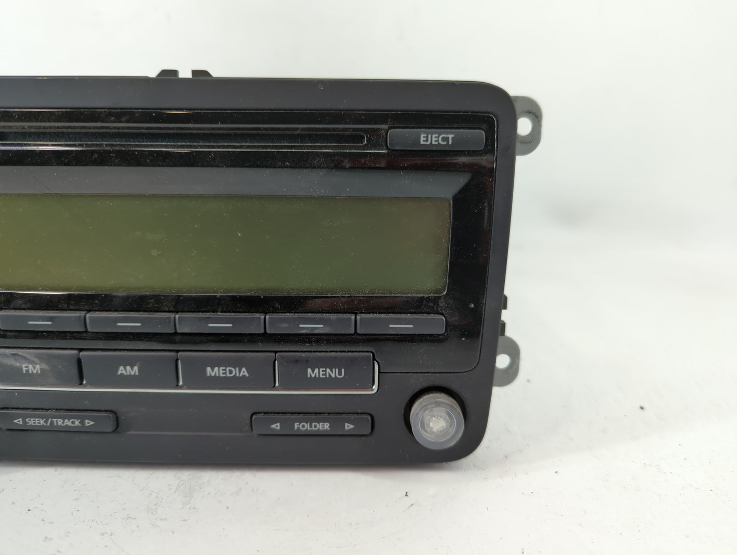 2009-2017 Volkswagen Tiguan Radio AM FM Cd Player Receiver Replacement P/N:5N0 035 164 A Fits OEM Used Auto Parts - Oemuseda