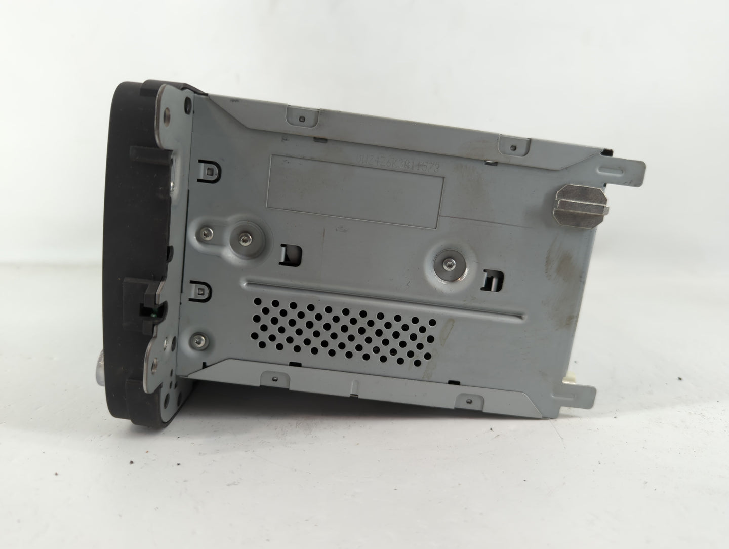 2009-2017 Volkswagen Tiguan Radio AM FM Cd Player Receiver Replacement P/N:5N0 035 164 A Fits OEM Used Auto Parts - Oemuseda