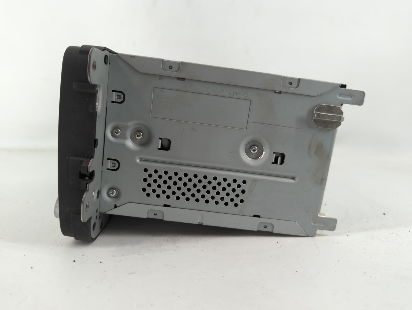 2009-2017 Volkswagen Tiguan Radio AM FM Cd Player Receiver Replacement P/N:5N0 035 164 A Fits OEM Used Auto Parts - Oemuseda