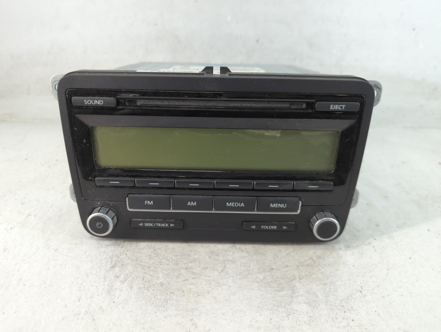 2009-2017 Volkswagen Tiguan Radio AM FM Cd Player Receiver Replacement P/N:5N0 035 164 A Fits OEM Used Auto Parts - Oemuseda