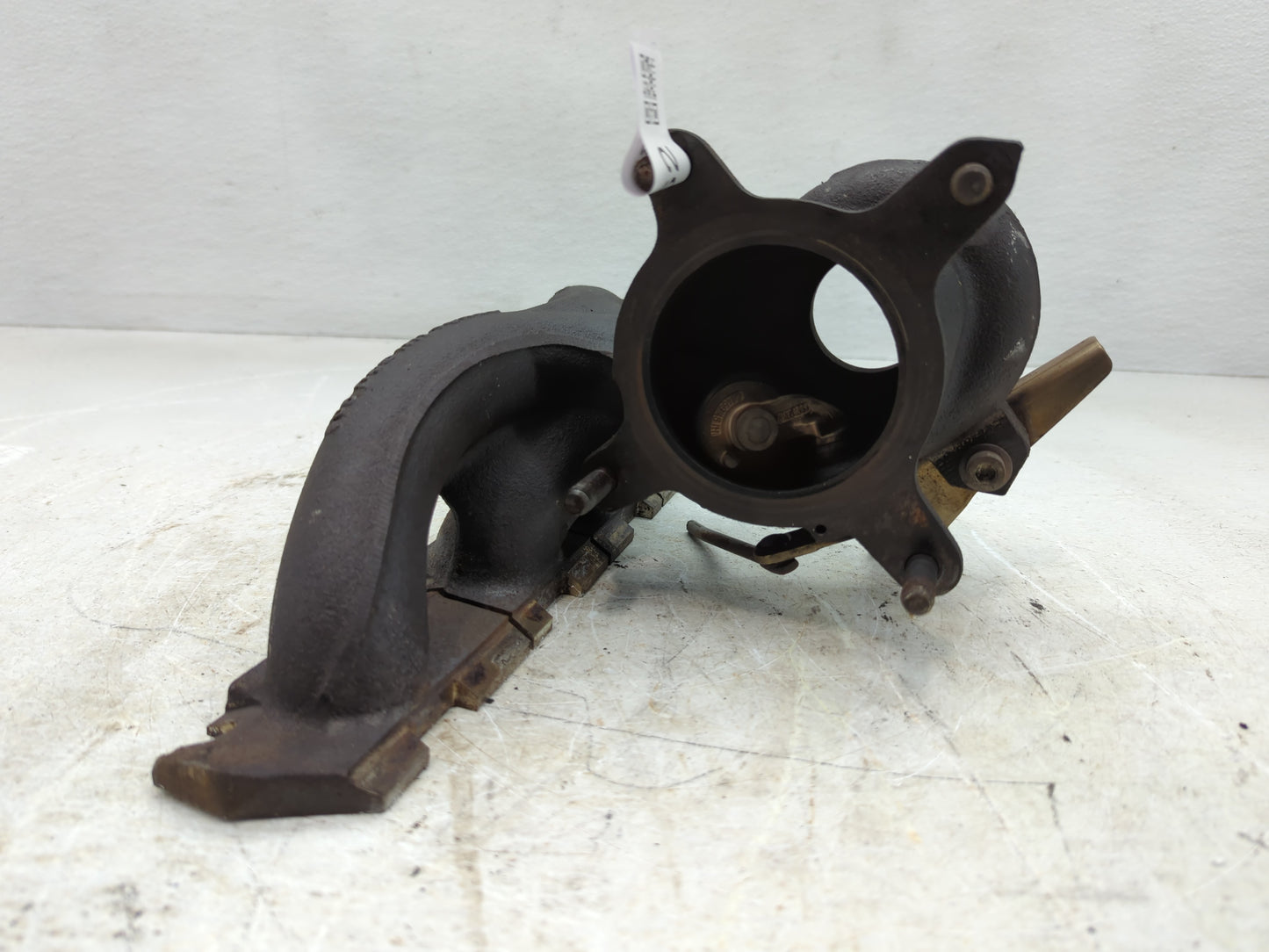 2009 Volkswagen Tiguan Turbocharger Exhaust Manifold With Turbo Charger - Oemusedautoparts1.com