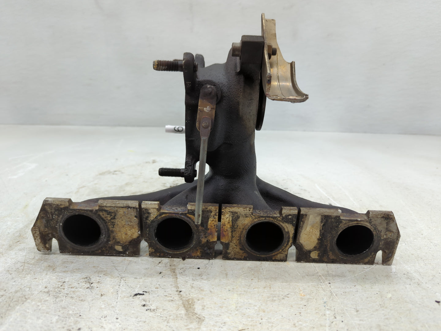 2009 Volkswagen Tiguan Turbocharger Exhaust Manifold With Turbo Charger - Oemusedautoparts1.com