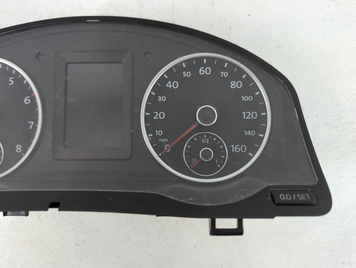 2011 Volkswagen Tiguan Instrument Cluster Speedometer Gauges P/N:5N0920 972B 5N0920972B, 5N0920972BX Fits OEM Used Auto Part
