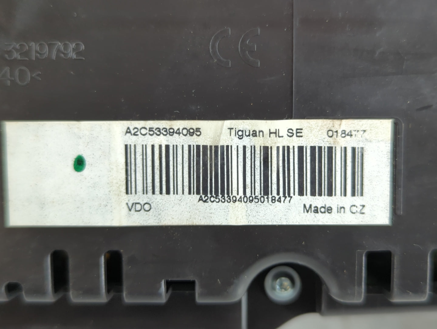 2011 Volkswagen Tiguan Instrument Cluster Speedometer Gauges P/N:5N0920 972B 5N0920972B, 5N0920972BX Fits OEM Used Auto Part