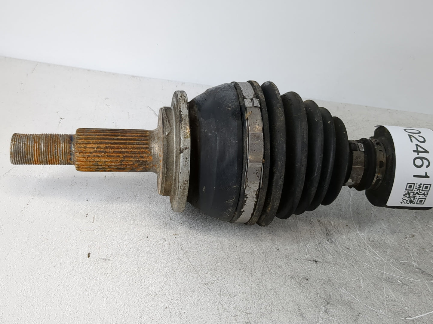 2011-2017 Volkswagen Touareg Axle Shaft Front Driver Cv C/v - Oemusedautoparts1.com