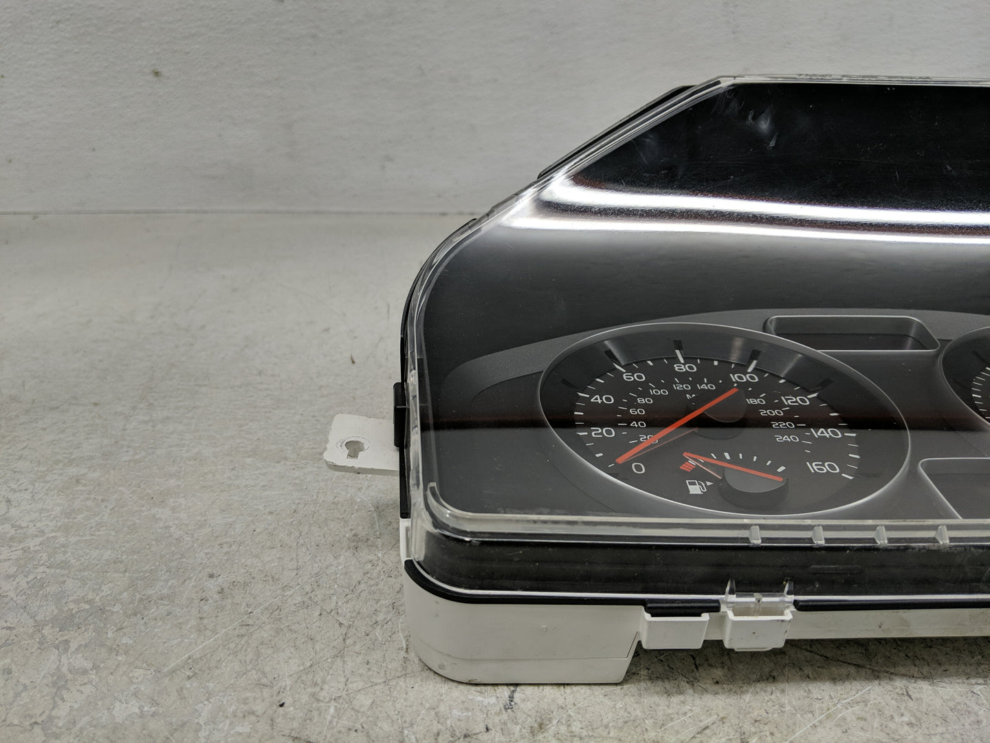 2008-2013 Volvo C30 Instrument Cluster Speedometer Gauges P/N:31296231 Fits Fits 2008 2009 2010 2011 2012 2013 OEM Used Auto