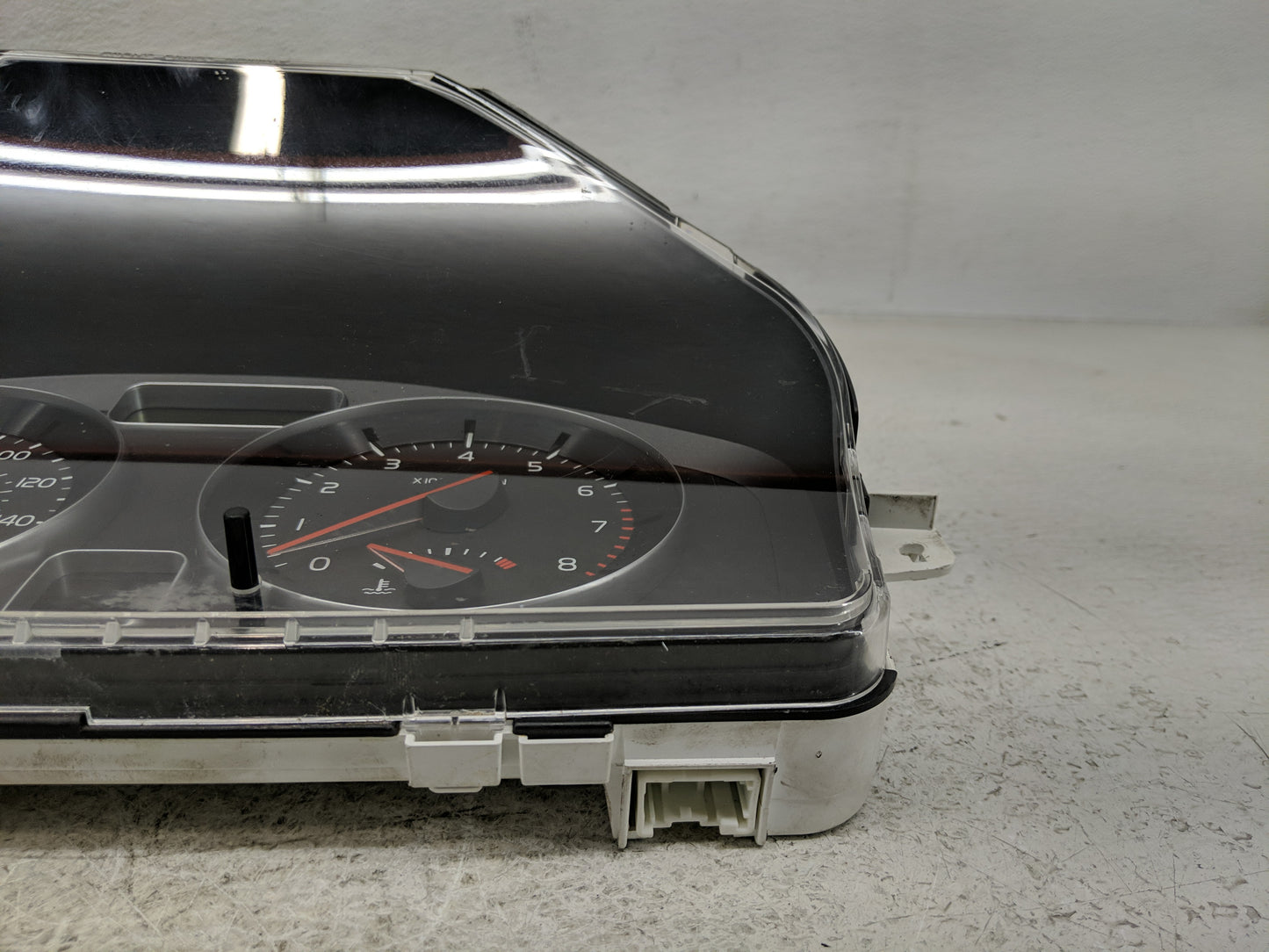 2008-2013 Volvo C30 Instrument Cluster Speedometer Gauges P/N:31296231 Fits Fits 2008 2009 2010 2011 2012 2013 OEM Used Auto