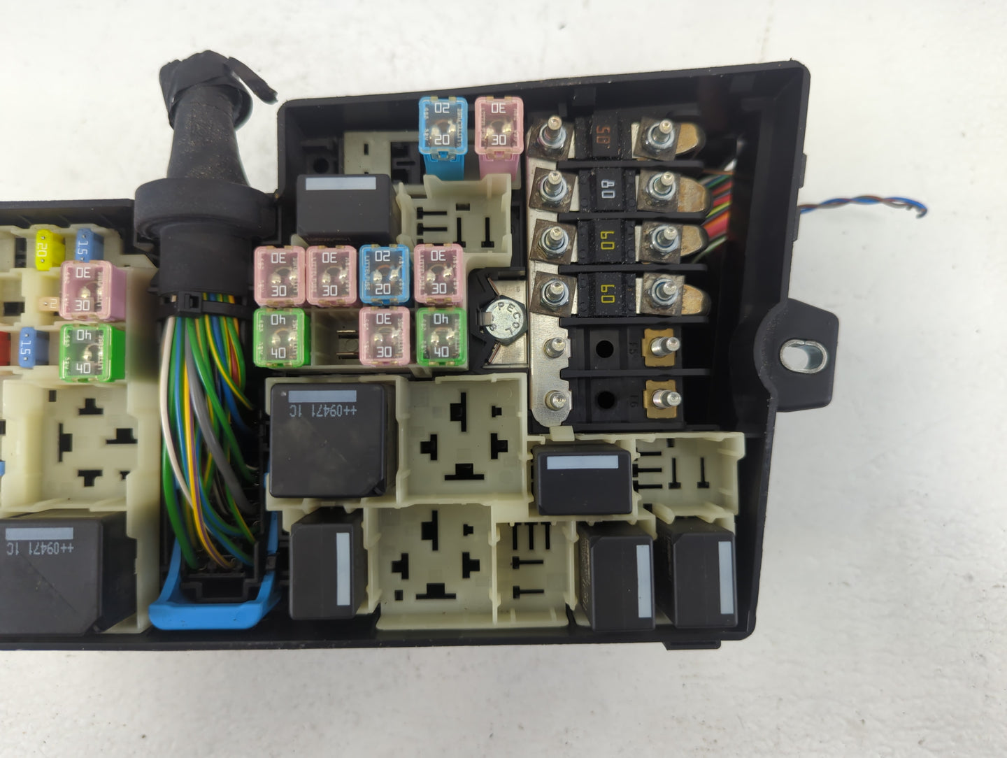 2010-2013 Volvo C70 Fusebox Fuse Box Panel Relay Module P/N:518818000 5688040 Fits Fits 2010 2011 2012 2013 OEM Used Auto Pa