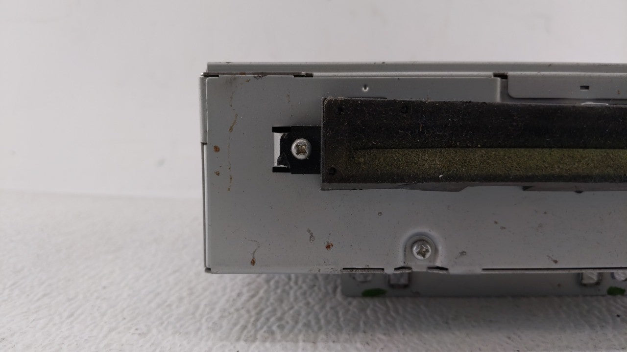 2010-2011 Volvo S40 Am Fm Cd Player Radio Receiver - Oemusedautoparts1.com