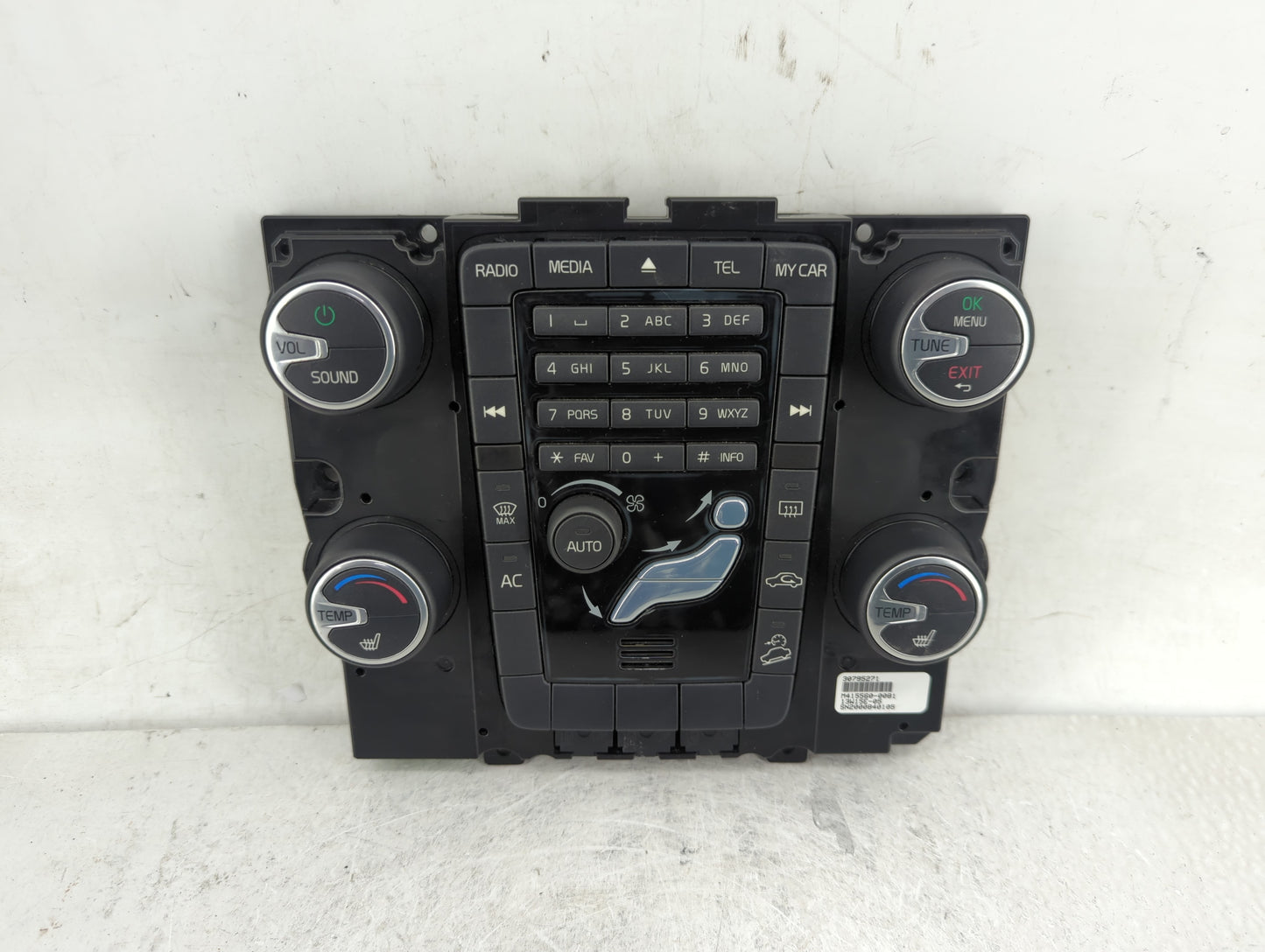 2011-2013 Volvo S60 Radio AM FM Cd Player Receiver Replacement P/N:30795271 Fits Fits 2011 2012 2013 OEM Used Auto Parts - O