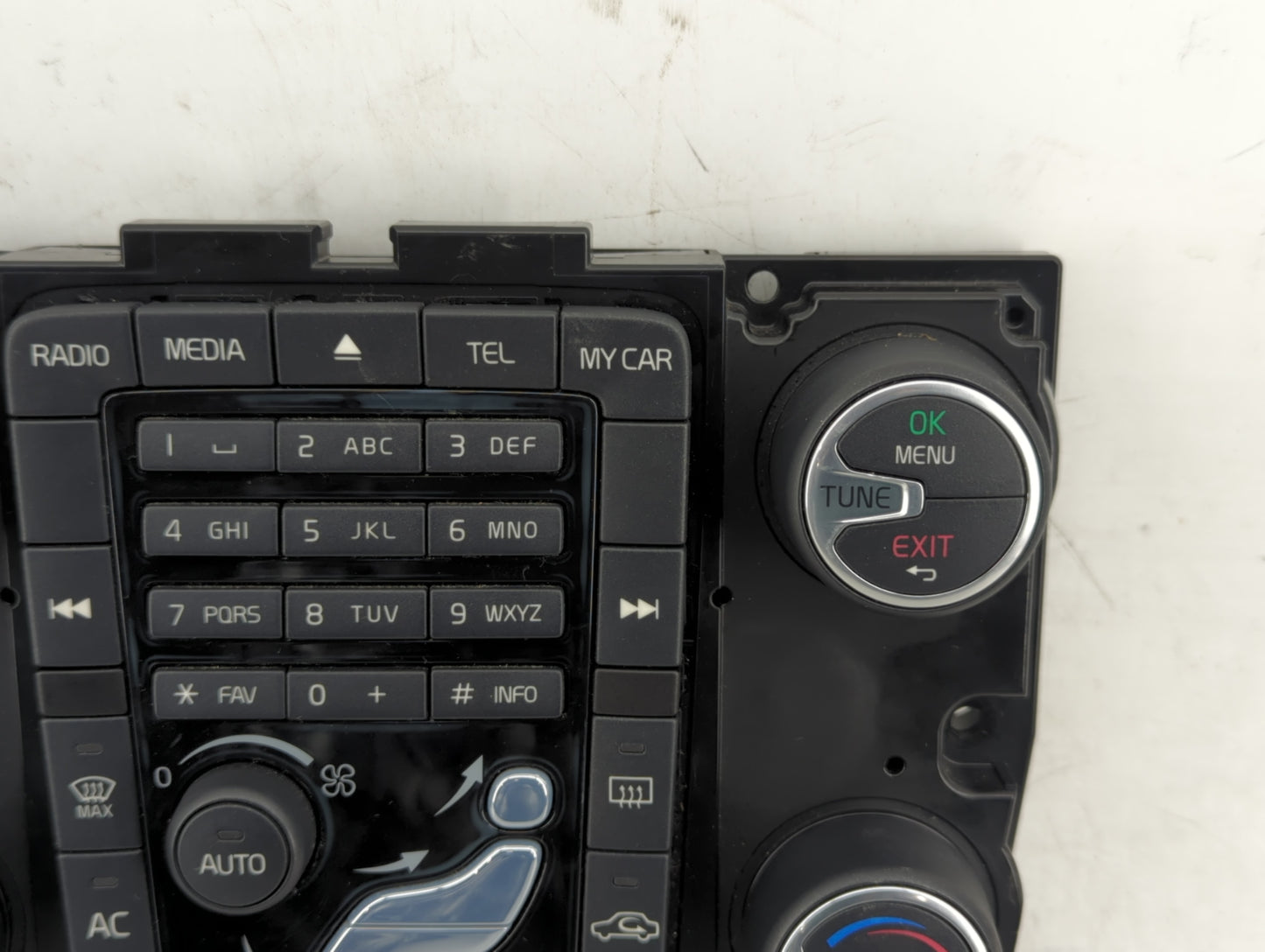 2011-2013 Volvo S60 Radio AM FM Cd Player Receiver Replacement P/N:30795271 Fits Fits 2011 2012 2013 OEM Used Auto Parts - O