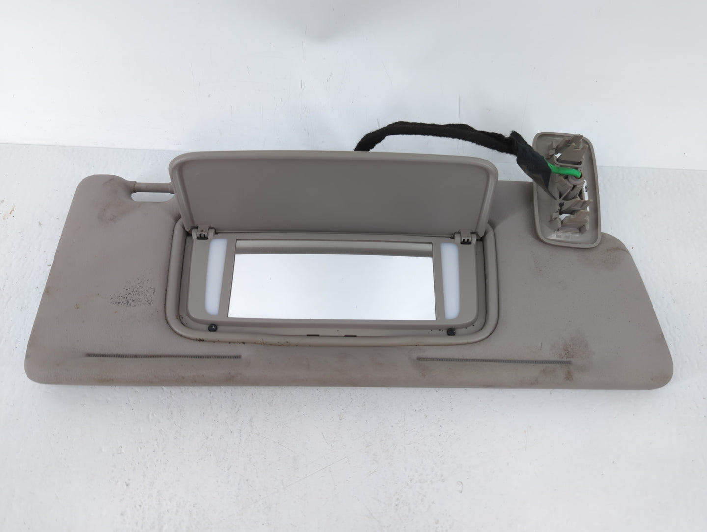 2011 Volvo S70 Sun Visor Shade Replacement Passenger Right Mirror Fits Fits 2006 2007 2008 2009 2010 2012 2013 OEM Used Auto