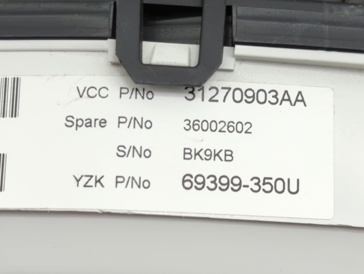 2010-2011 Volvo S80 Instrument Cluster Speedometer Gauges P/N:31270903AA 36002602, 69399-350U Miles: Fits Fits 2010 2011 OEM