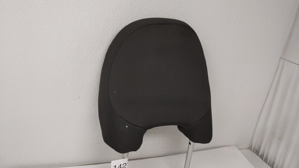2011 Volvo V40 Headrest Head Rest Rear Center Seat Grey - Oemusedautoparts1.com
