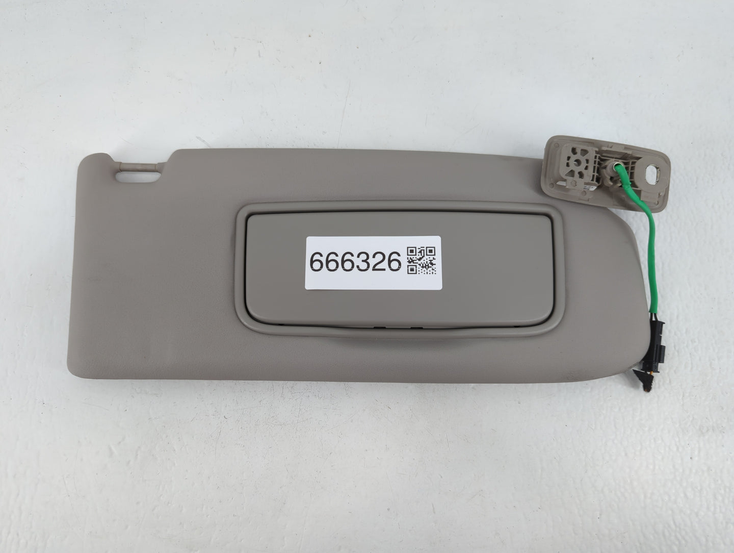 2011 Volvo V40 Sun Visor Shade Replacement Passenger Right Mirror Fits Fits 2007 2008 2009 2010 OEM Used Auto Parts - Oemuse