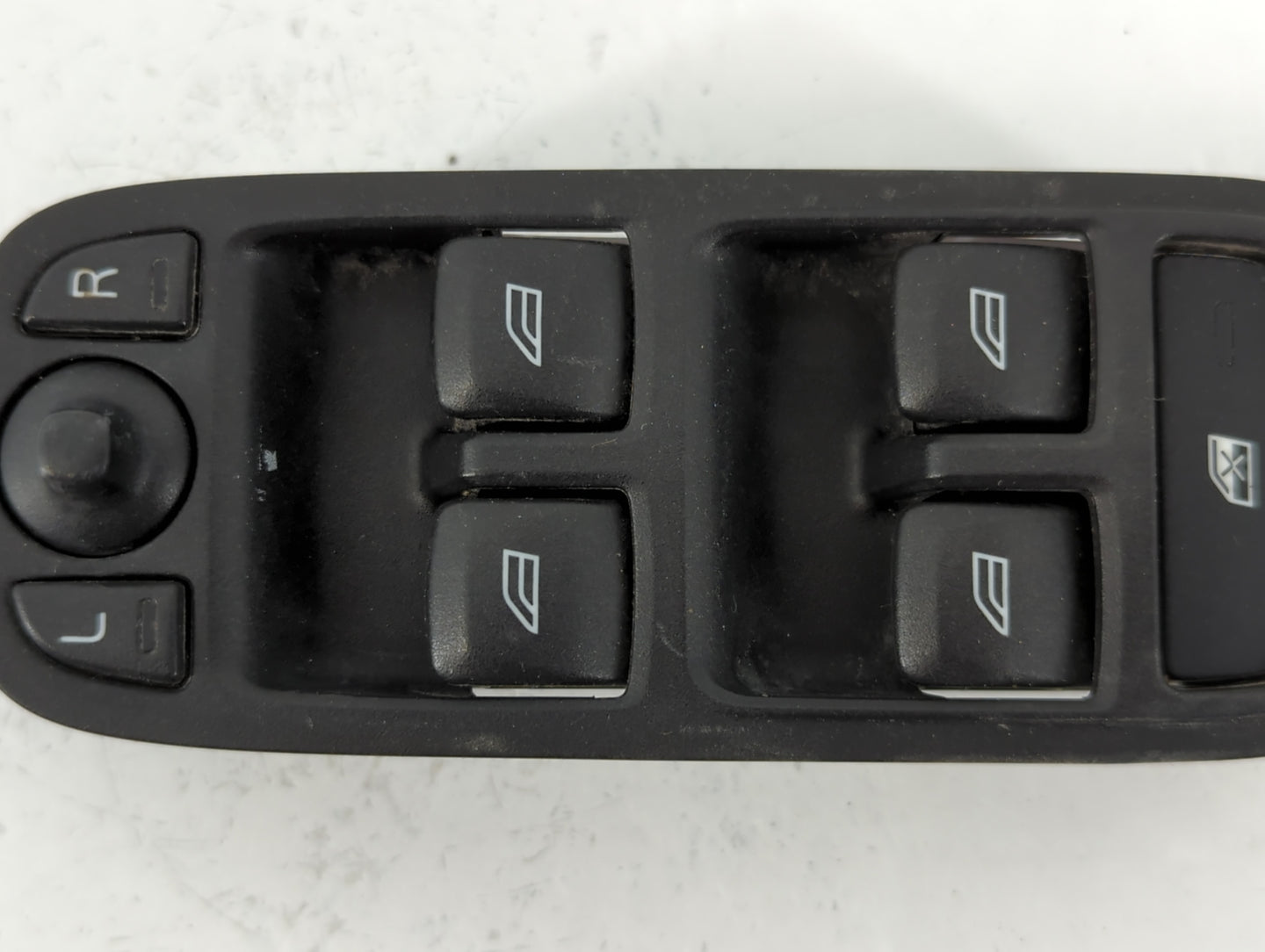 2013 Volvo V60 Master Power Window Switch Replacement Driver Side Left P/N:HW05 SWEA05 31272009 Fits Fits 2011 2012 OEM Used