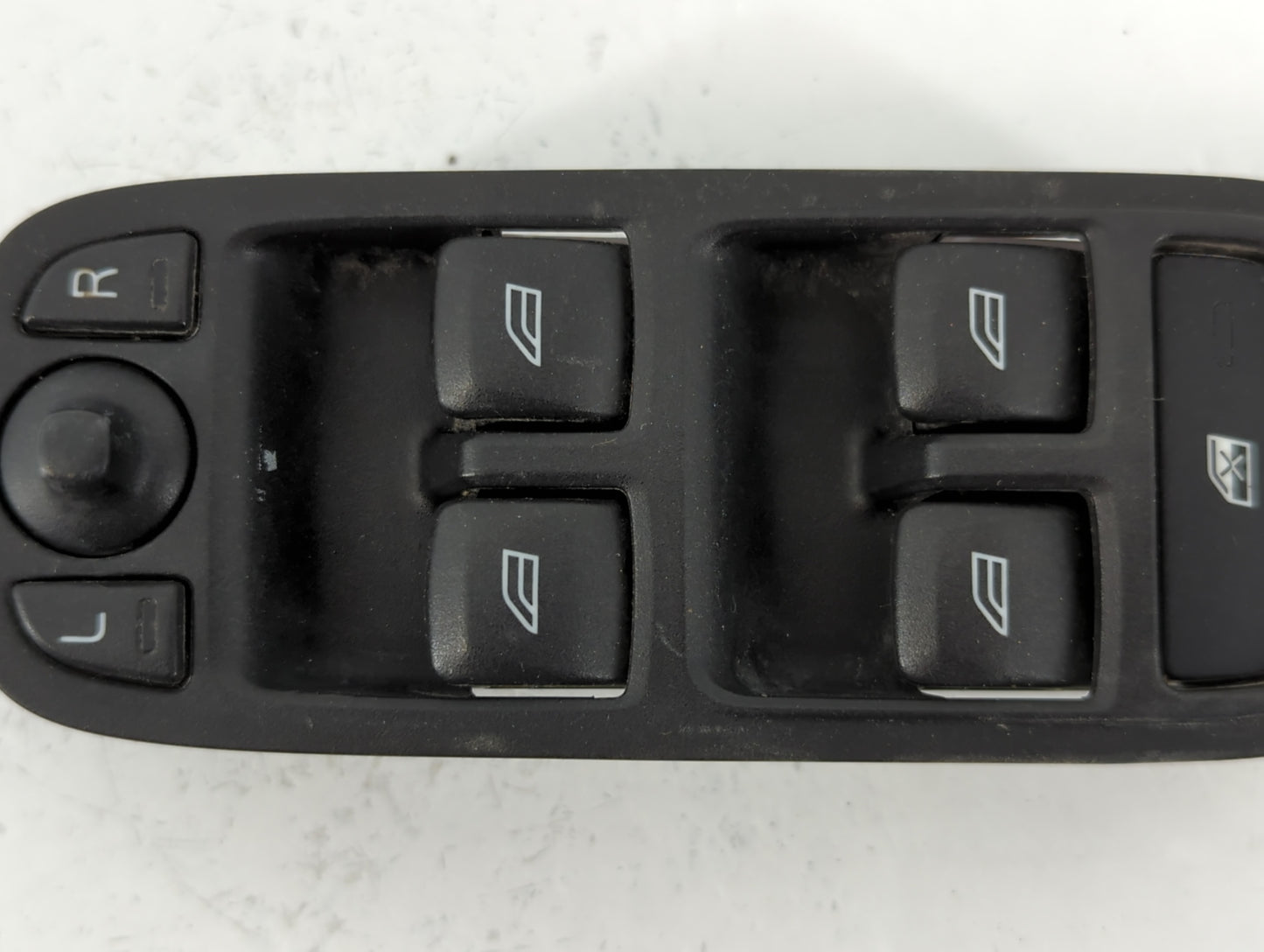 2013 Volvo V60 Master Power Window Switch Replacement Driver Side Left P/N:HW05 SWEA05 31272009 Fits Fits 2011 2012 OEM Used
