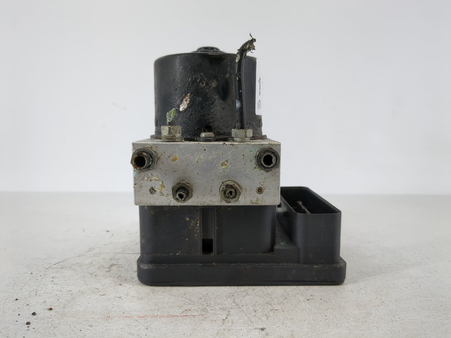 2009-2010 Volvo V70 ABS Pump Control Module Replacement P/N:31274907 Fits Fits 2007 2008 2009 2010 2011 2012 2013 OEM Used A