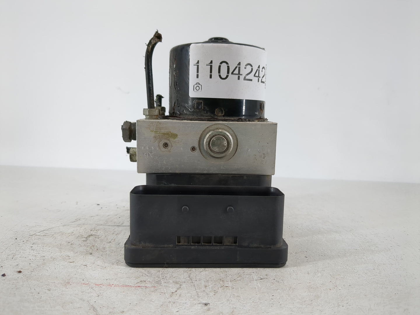 2009-2010 Volvo V70 ABS Pump Control Module Replacement P/N:31274907 Fits Fits 2007 2008 2009 2010 2011 2012 2013 OEM Used A